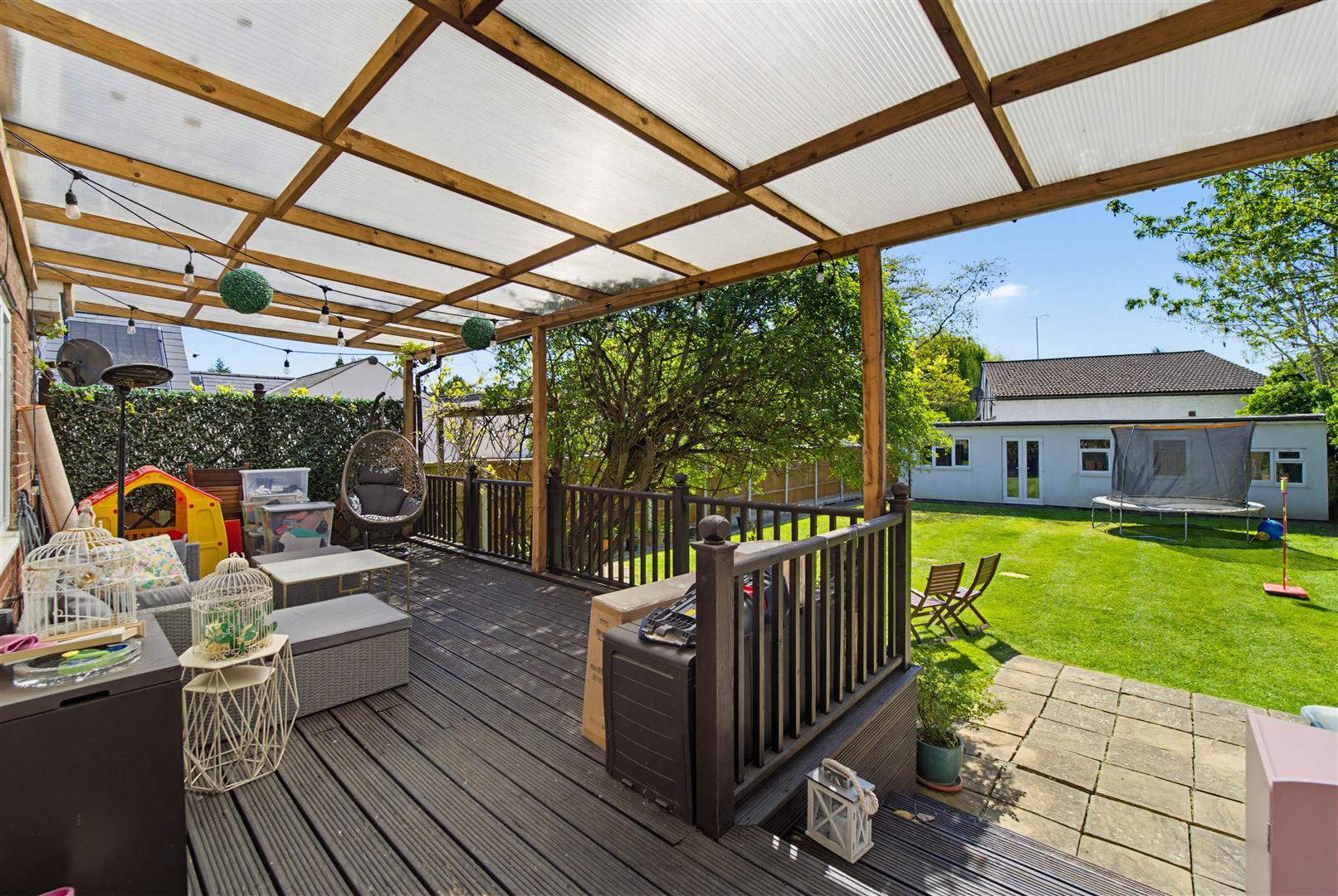 Ferry Avenue, Staines-Upon-Thames